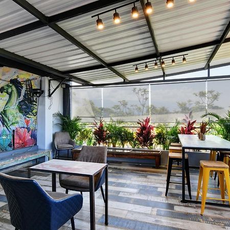 International House Co-Living Hostel Medellin Ngoại thất bức ảnh