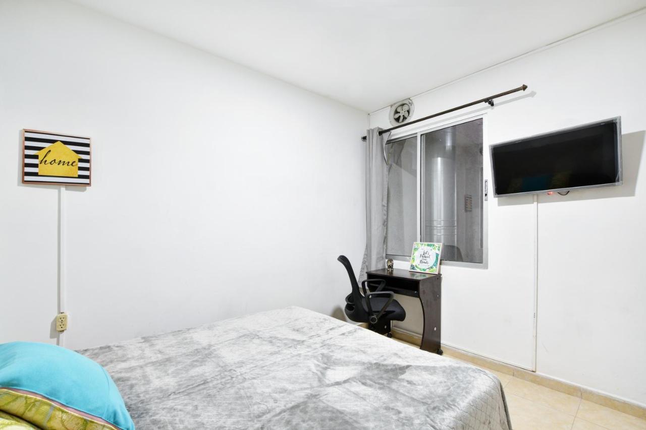 International House Co-Living Hostel Medellin Ngoại thất bức ảnh