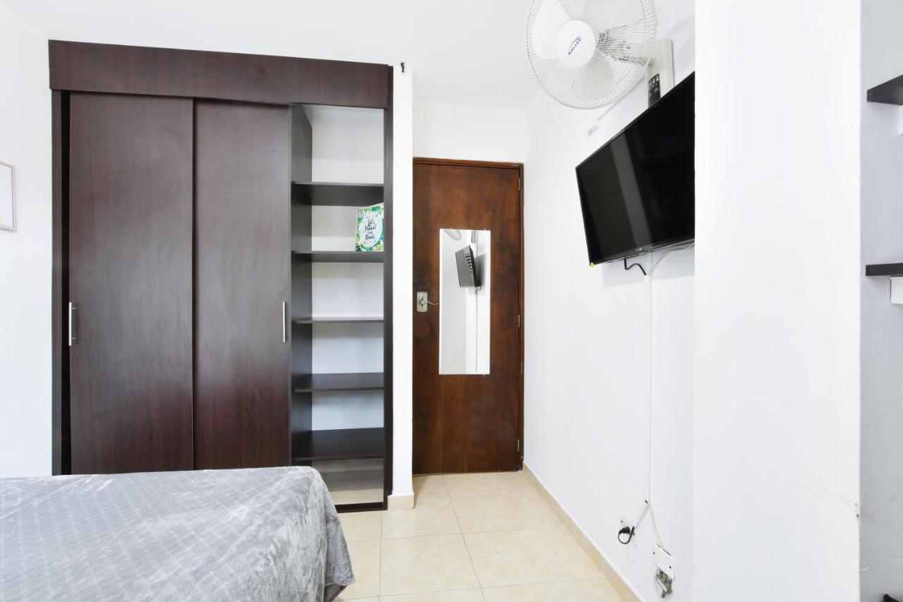 International House Co-Living Hostel Medellin Ngoại thất bức ảnh